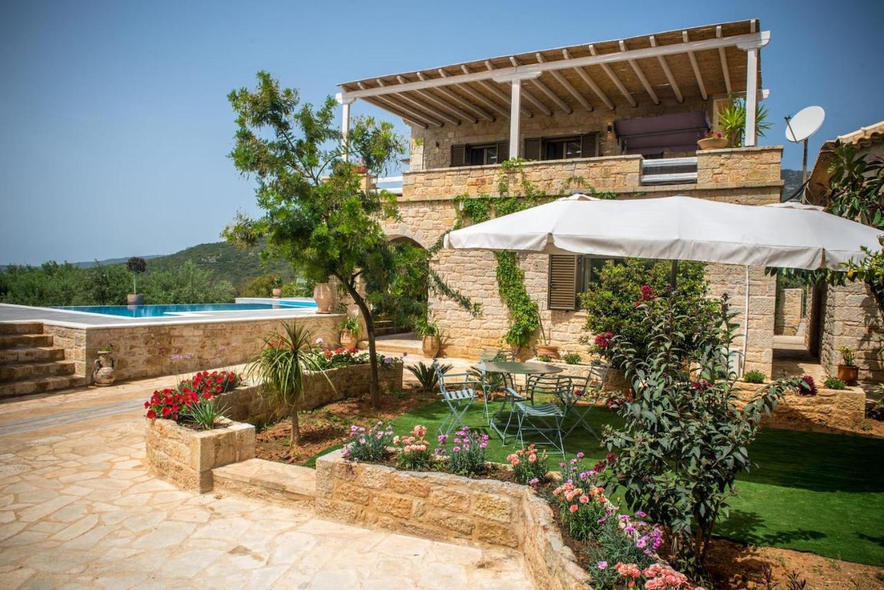 Magnificent, Authentic Private Villa Kardhamili Esterno foto