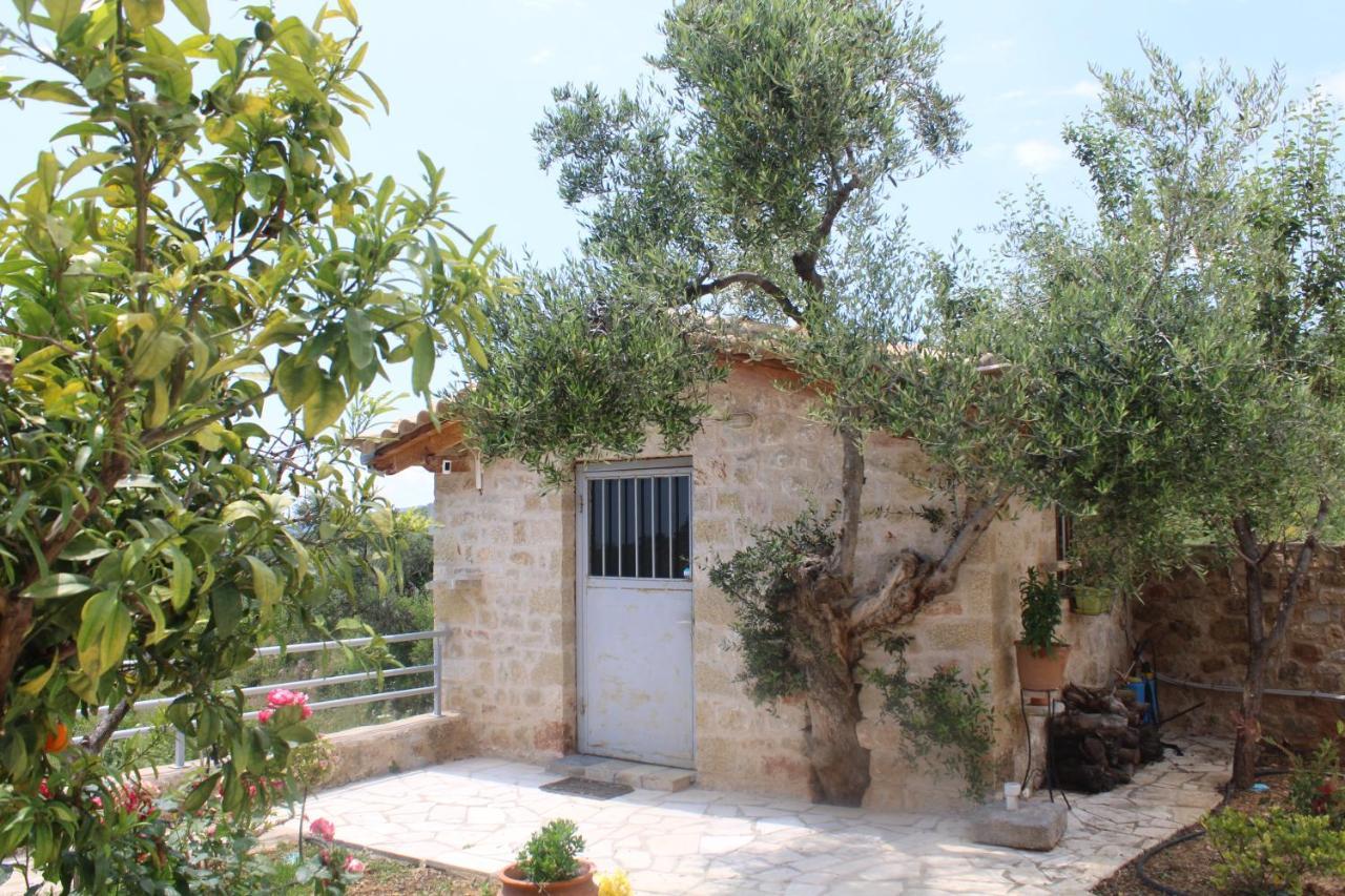 Magnificent, Authentic Private Villa Kardhamili Esterno foto