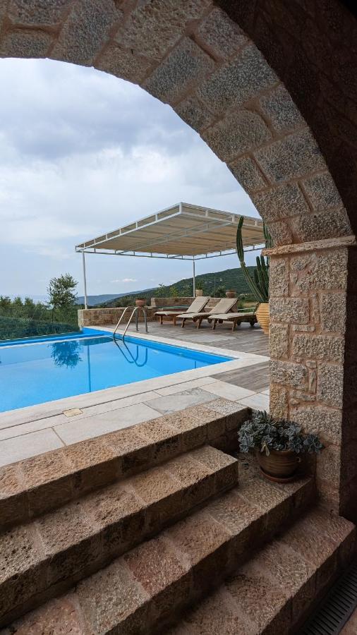Magnificent, Authentic Private Villa Kardhamili Esterno foto